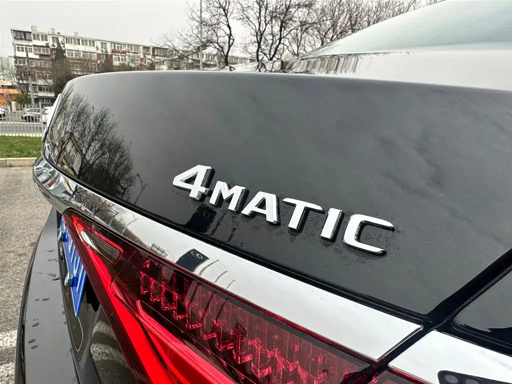 MERCEDES-BENZ S CLASS