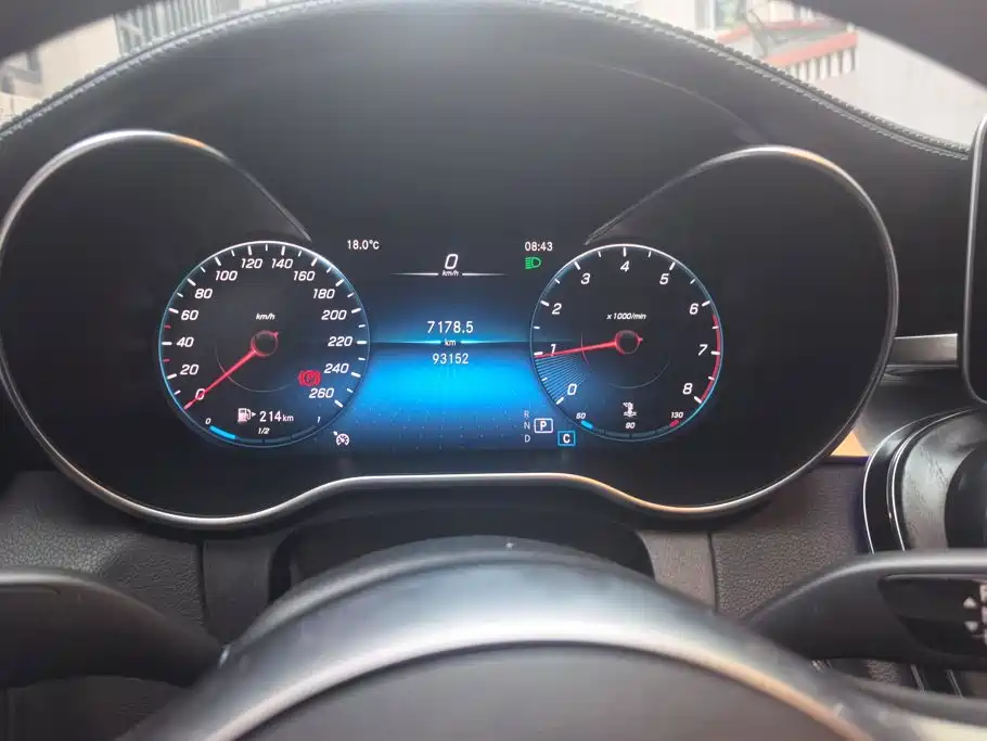 Mercedes-Benz C-Class — миниатюра 14