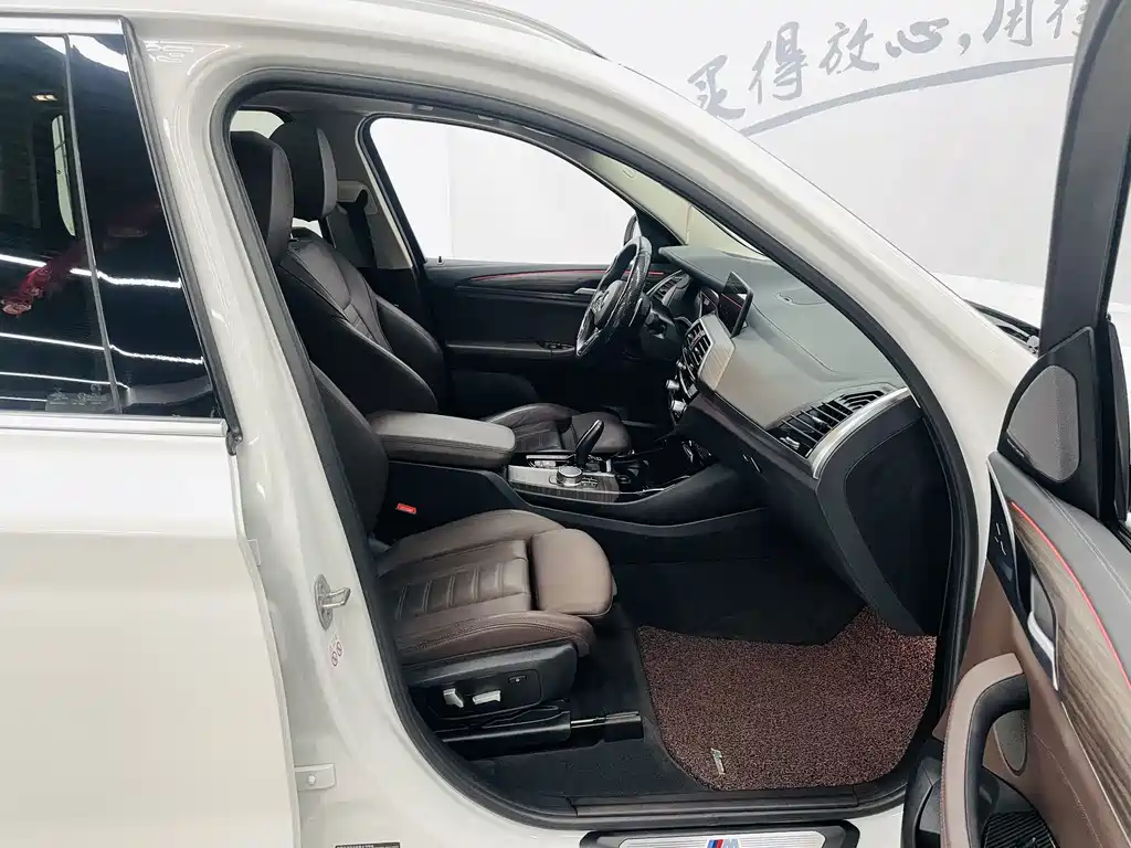 BMW X3 — миниатюра 12
