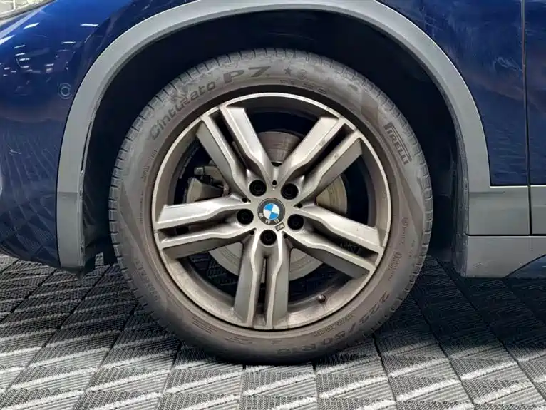 BMW X2 2020 sDrive25i Lead M