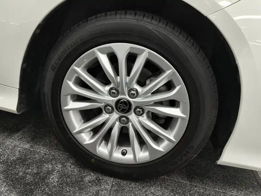Toyota Allion — миниатюра 6
