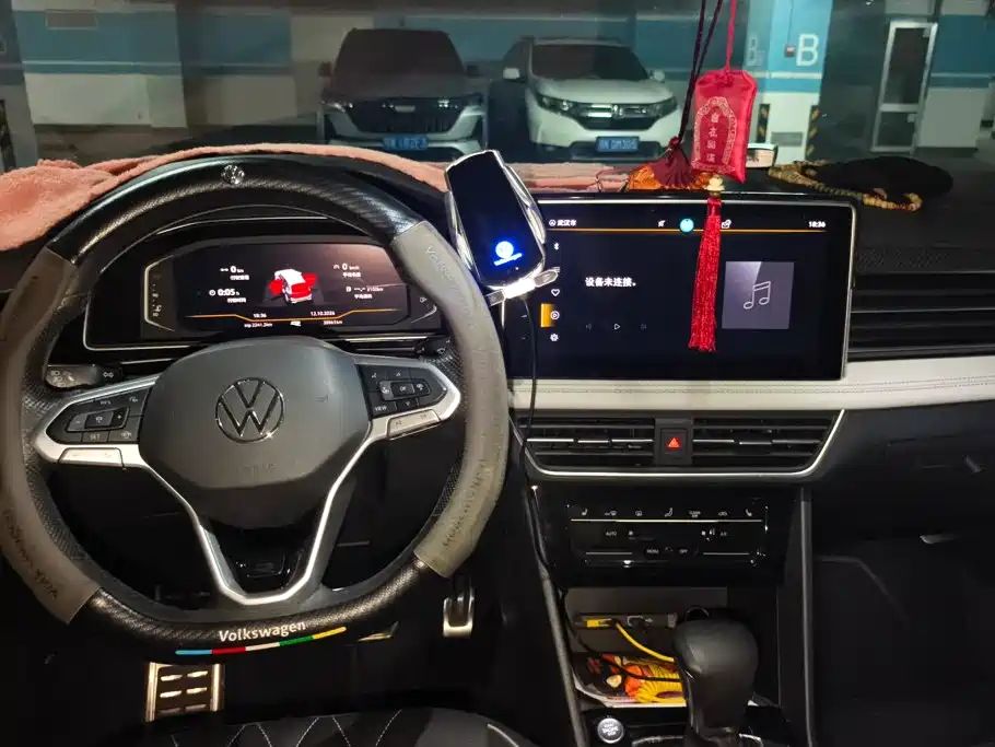 Volkswagen Tiguan L — миниатюра 13
