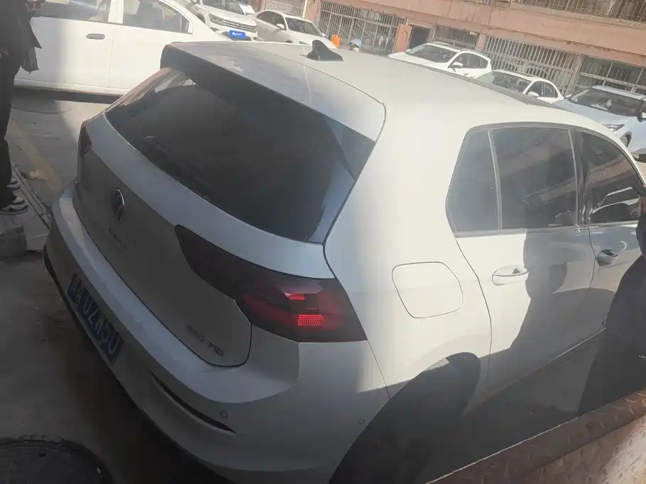 Volkswagen Golf — миниатюра 3