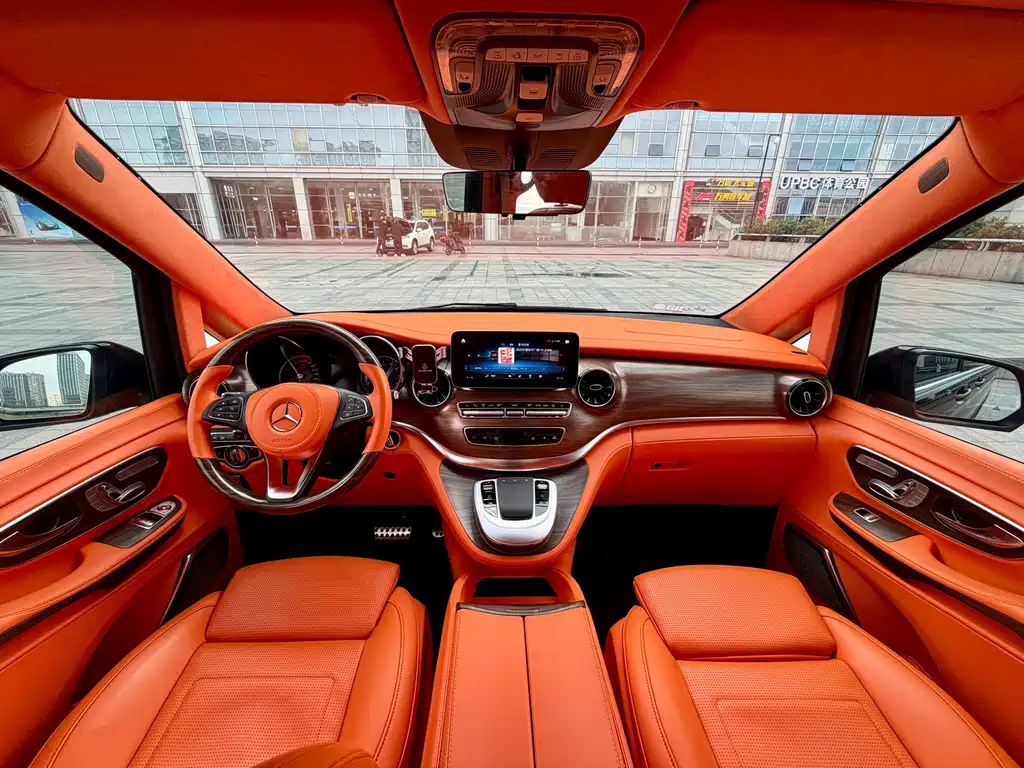 MERCEDES-BENZ V CLASS