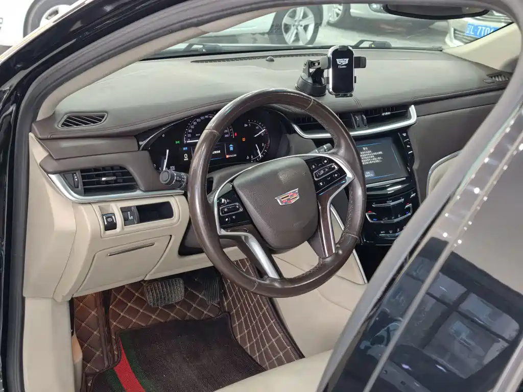 Cadillac XTS — миниатюра 8