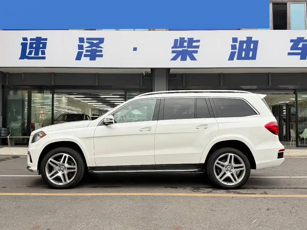 Mercedes-Benz GL-Class — миниатюра 4