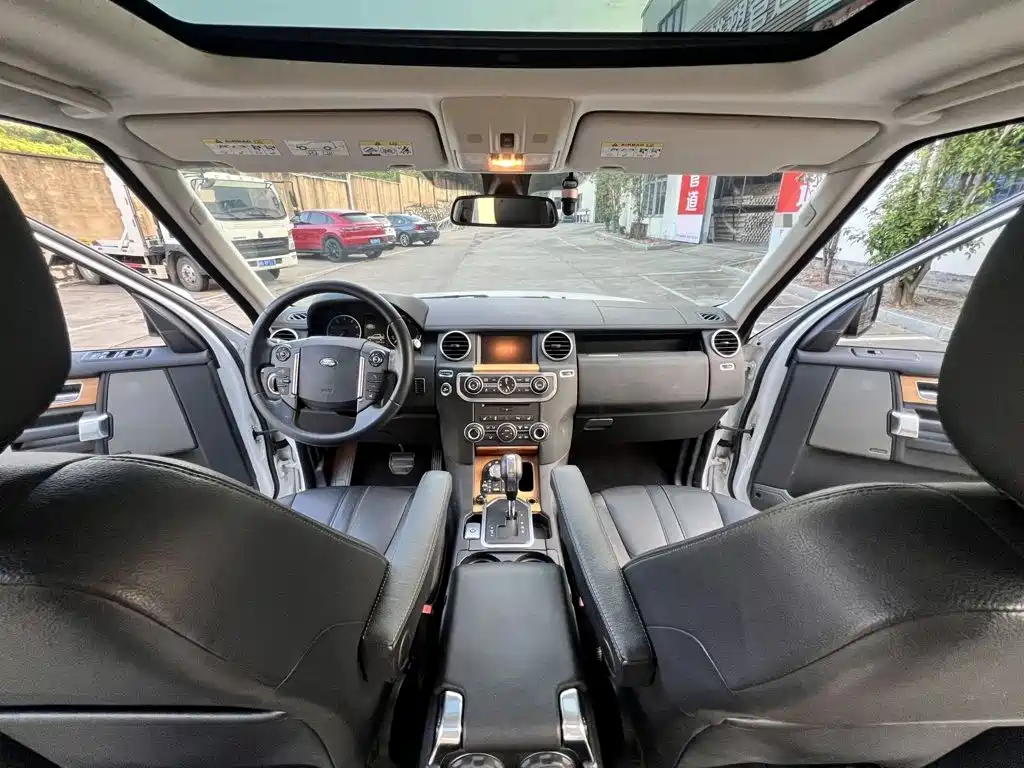 Land Rover Discovery — миниатюра 21