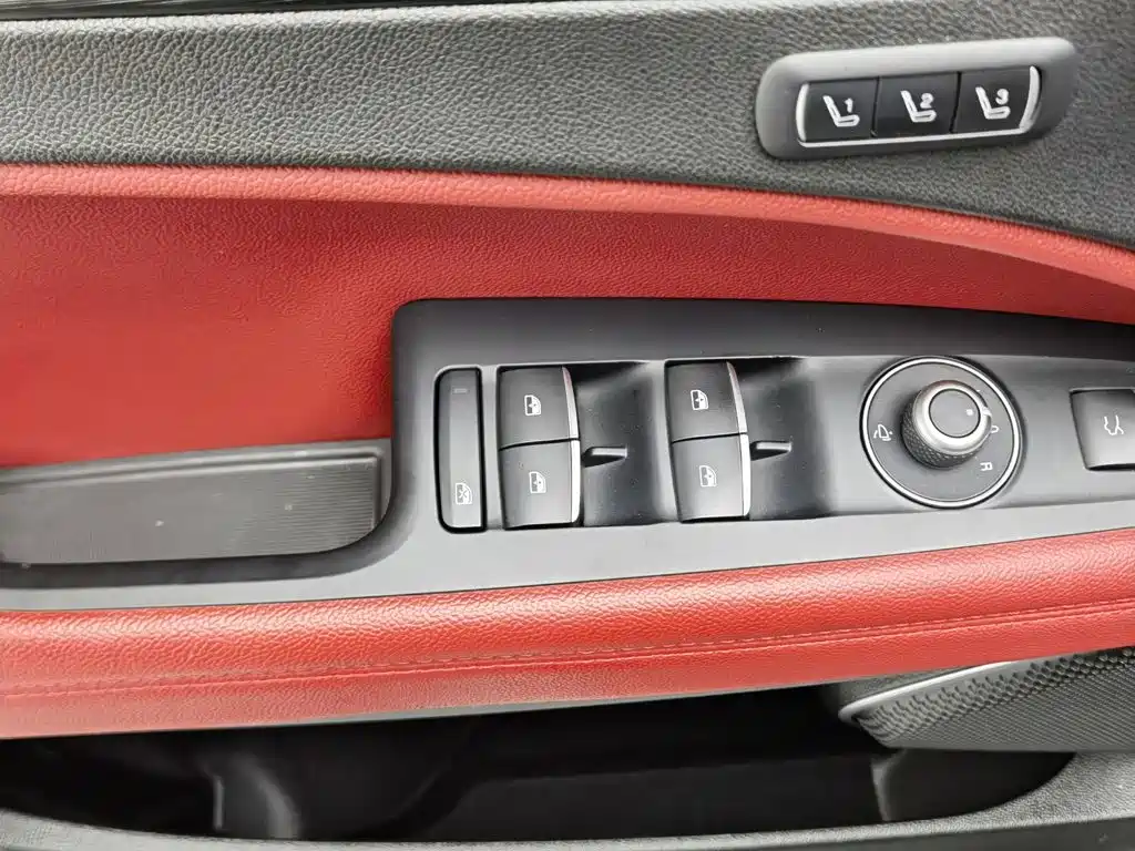 Alfa Romeo Stelvio — миниатюра 9