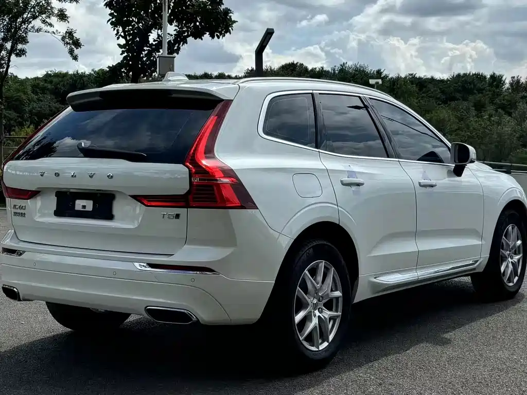 Volvo XC60 — миниатюра 8