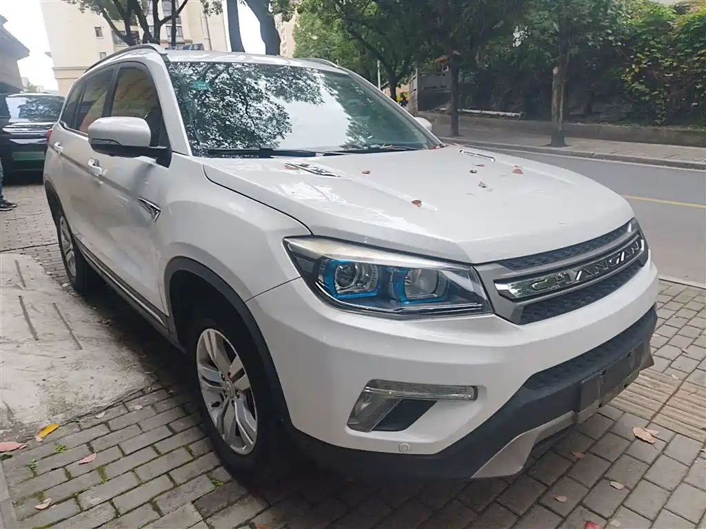 CHANGAN CS75