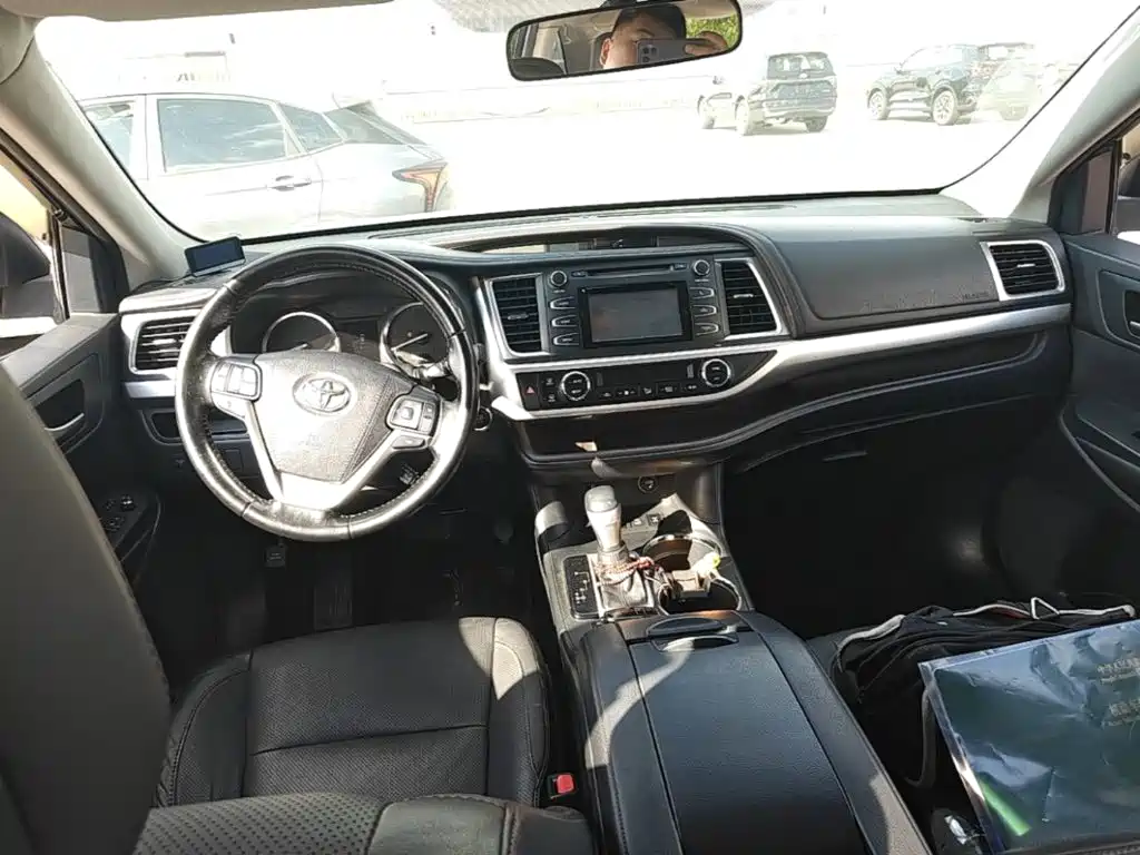 Toyota Highlander — миниатюра 13
