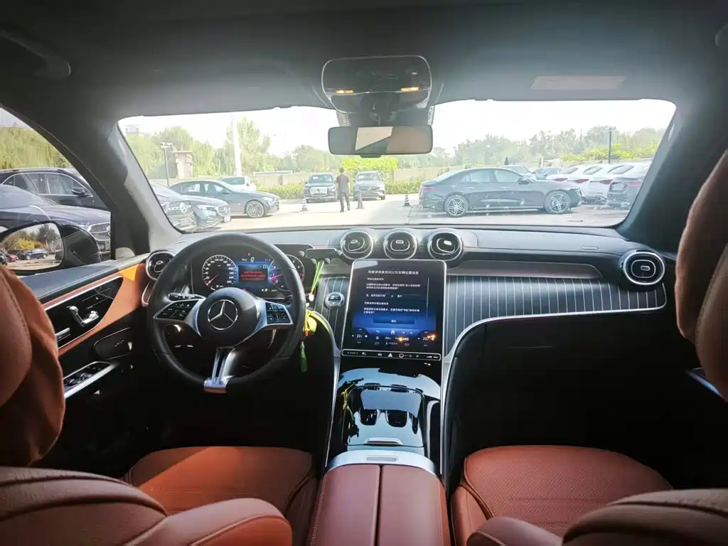 Mercedes-Benz GLC — миниатюра 6