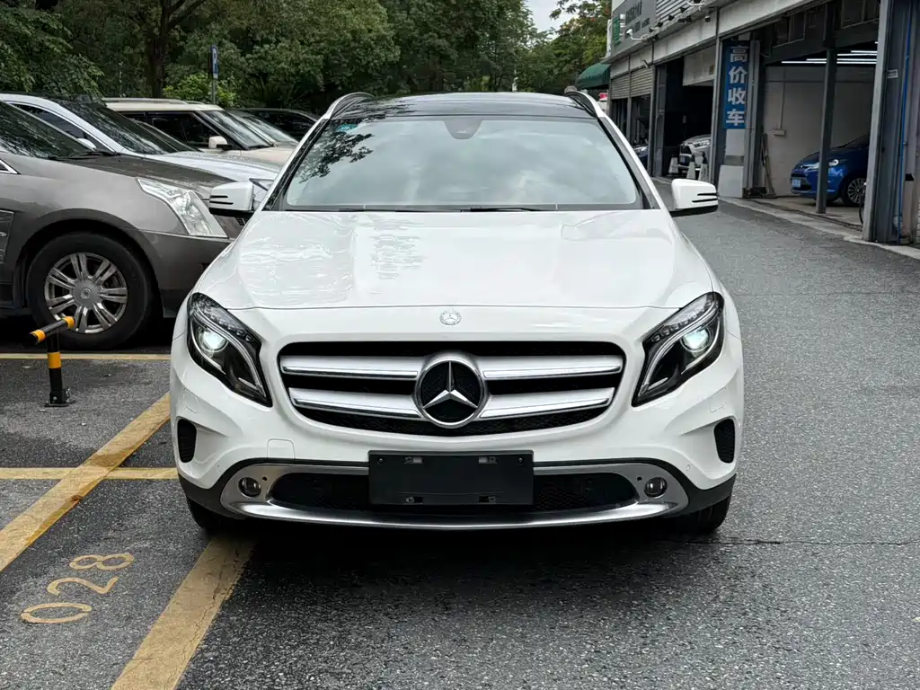 Mercedes-Benz GLA 2016 GLA 220 4MATIC Luxury