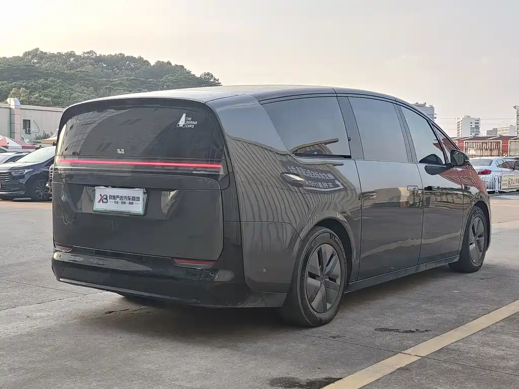 Li Auto Li MEGA — миниатюра 7