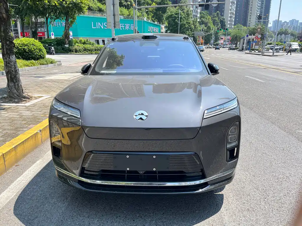 NIO ES8 2026 мест Executive Luxury