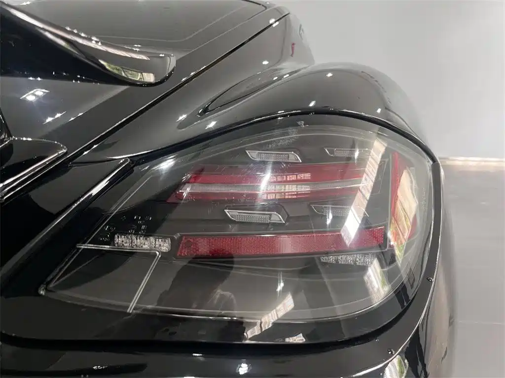 Porsche Cayman — миниатюра 13