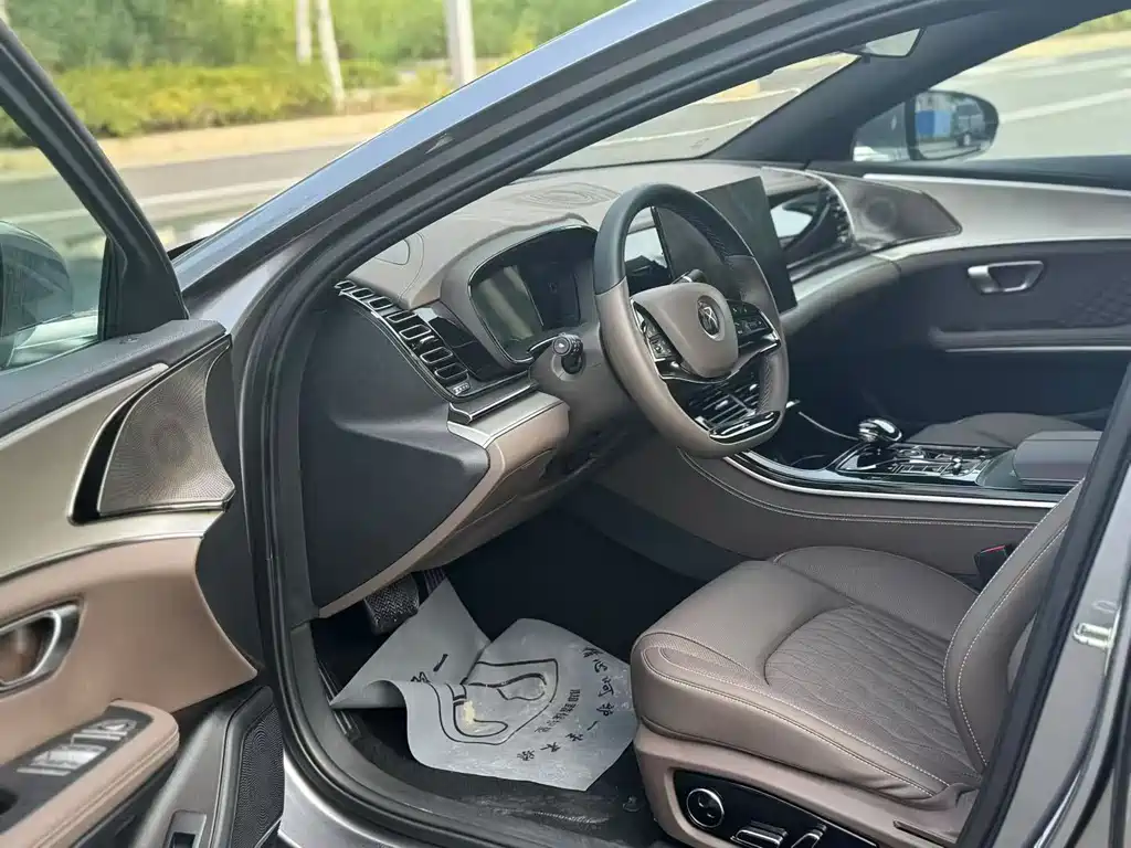 BYD Han — миниатюра 4