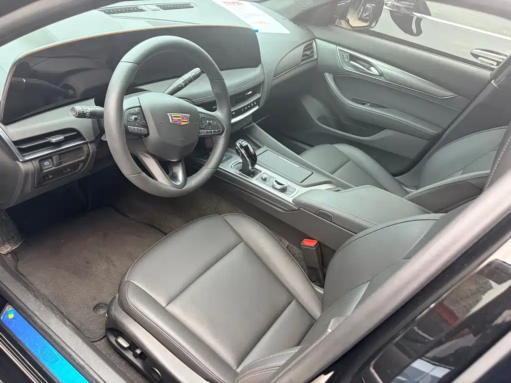 Cadillac CT5 — миниатюра 8