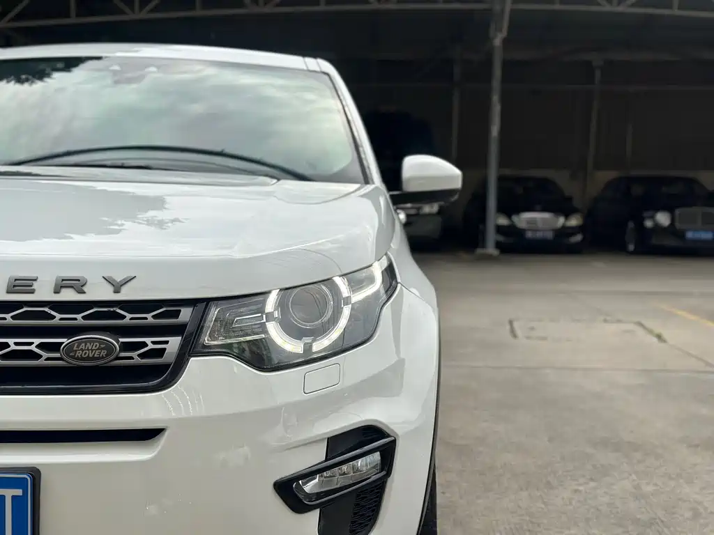 Land Rover Discovery Sport 2016 2.0T SE