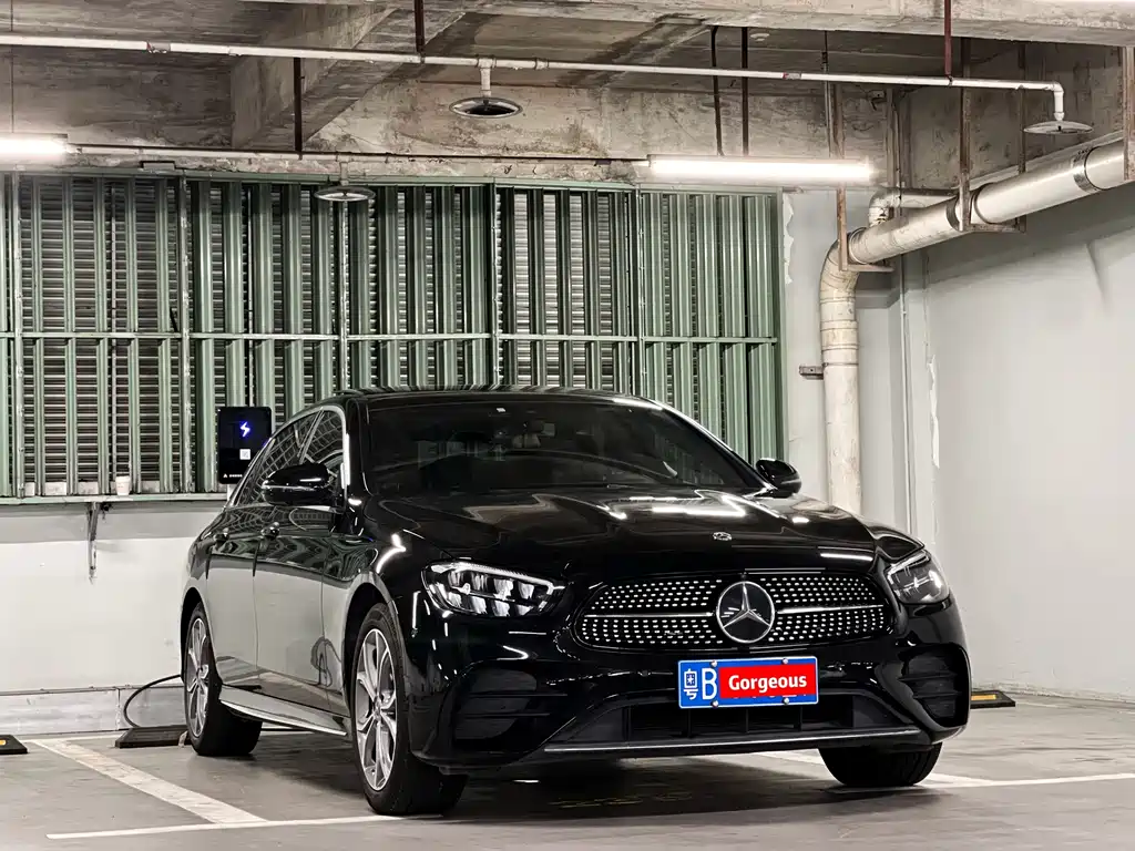 Mercedes-Benz E-Class — миниатюра 3