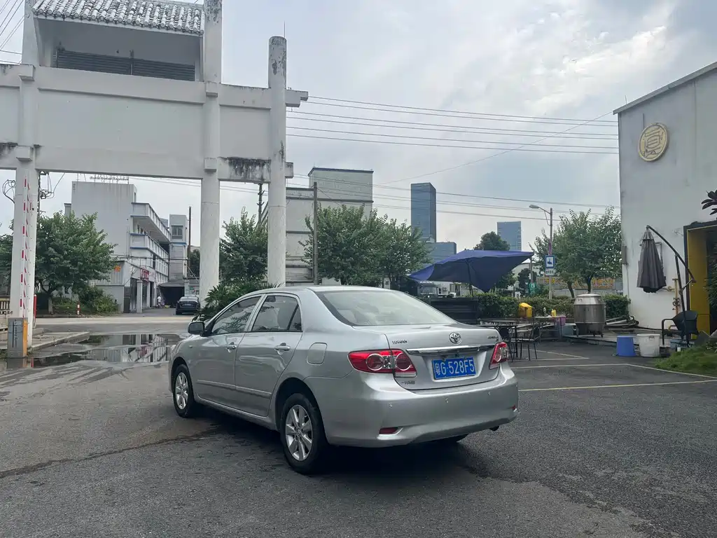 Toyota Corolla — миниатюра 7