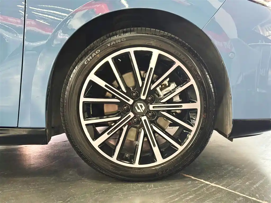 Leapmotor B01 2025 550