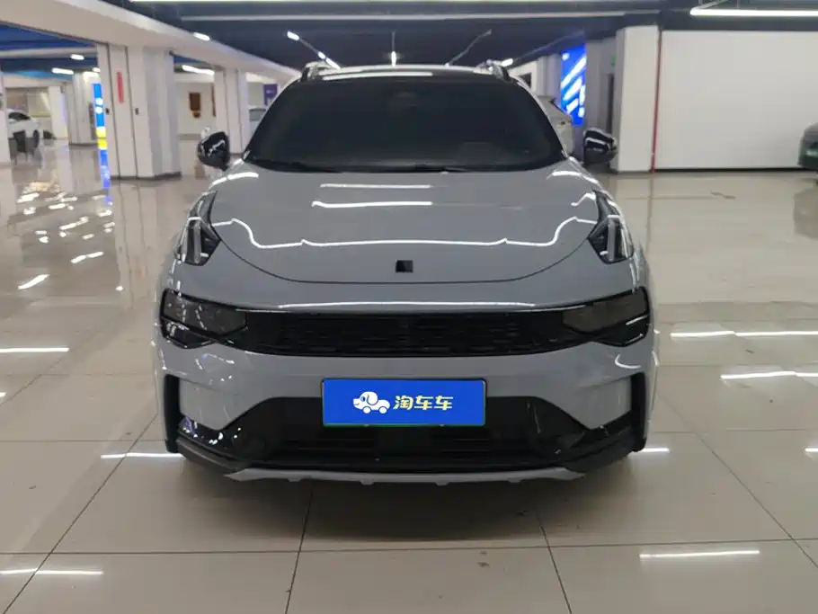 Lynk & Co 01 EM-P — миниатюра 2