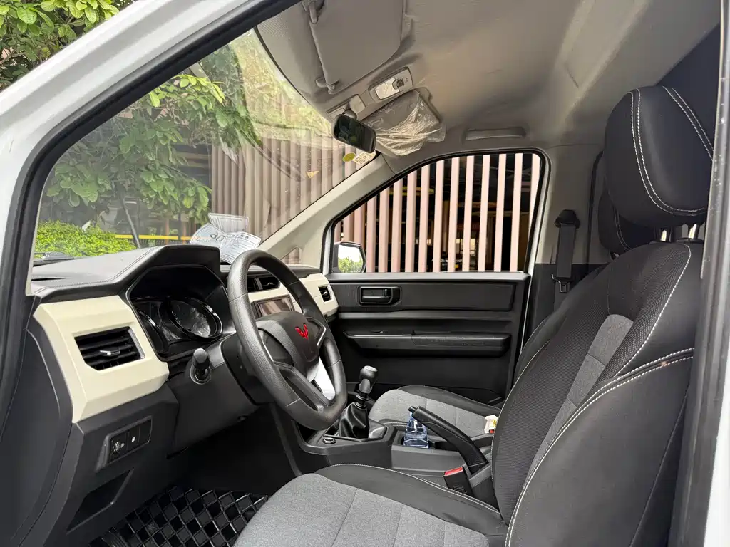 Wuling Journey 2021 1.5T MT Comfort