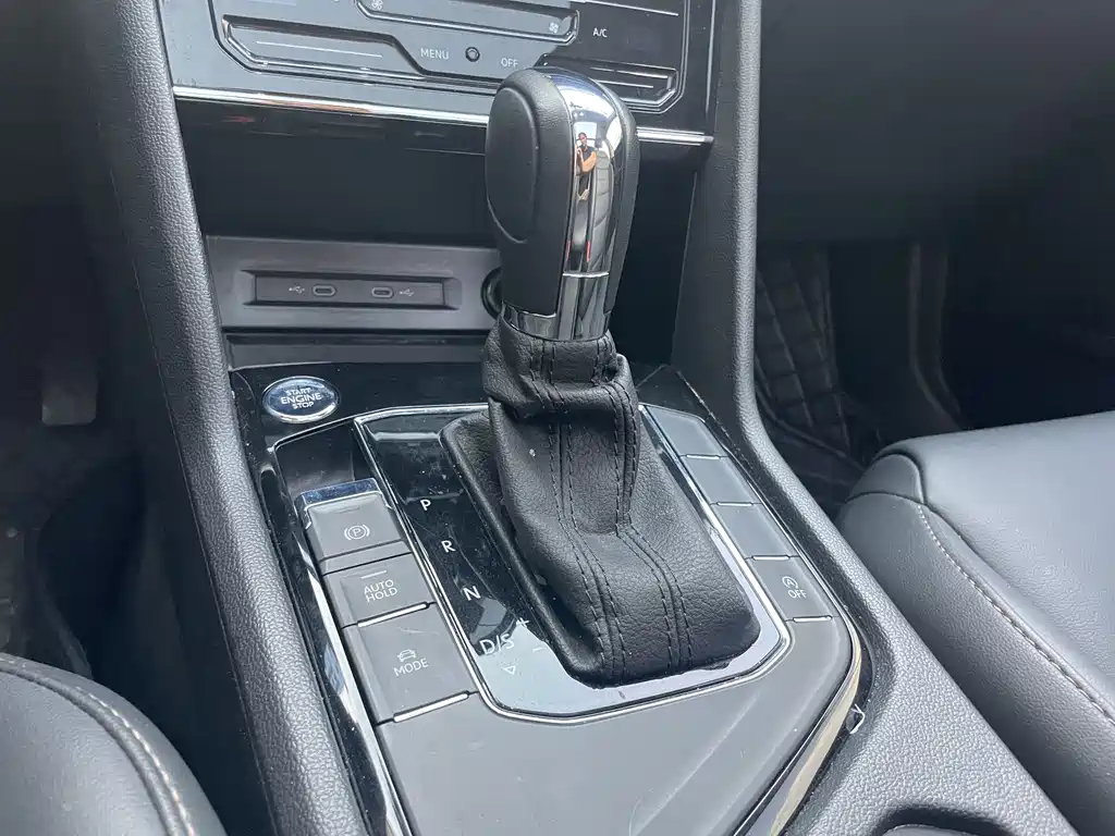 Volkswagen Tharu XR 280TSI 2WD Luxury Edition, фото 15