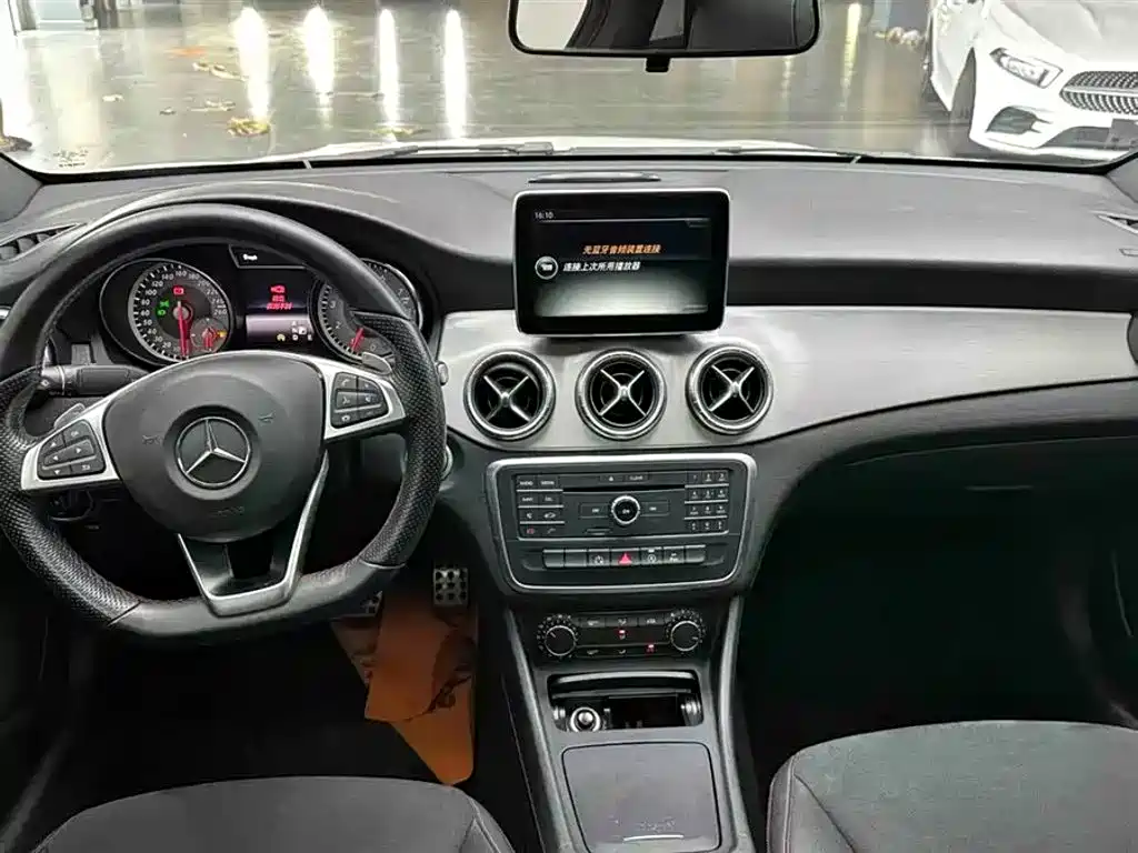 Mercedes-Benz CLA (Import) — миниатюра 4