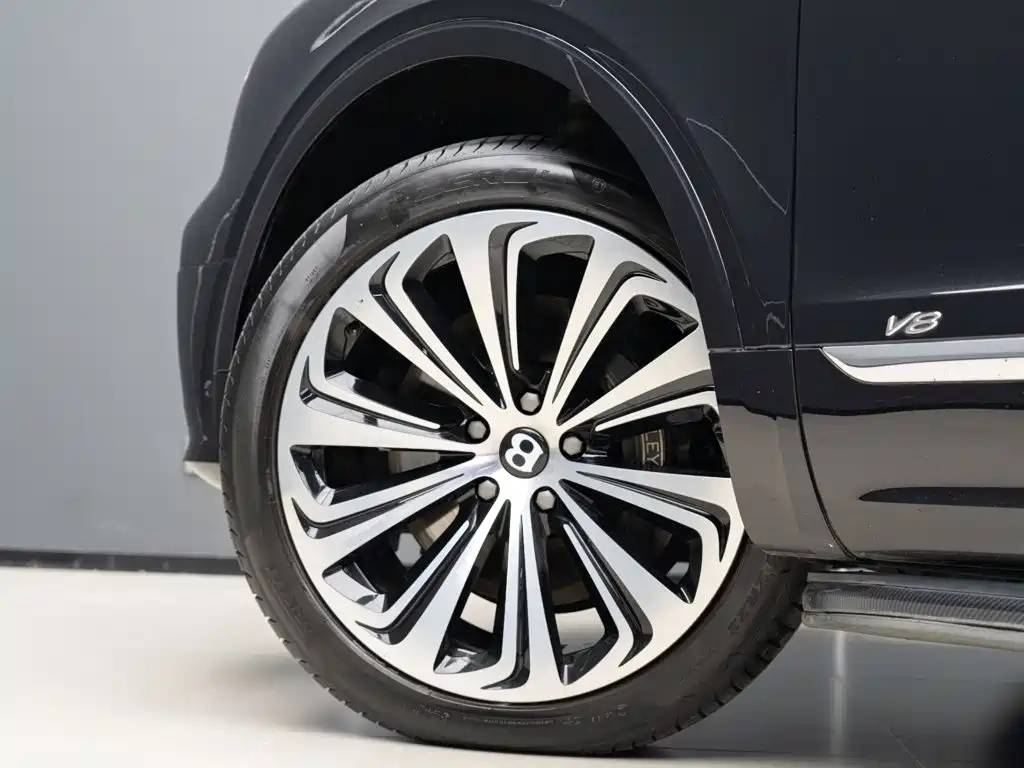 Bentley Bentayga — фотографии объявления, Фото 7