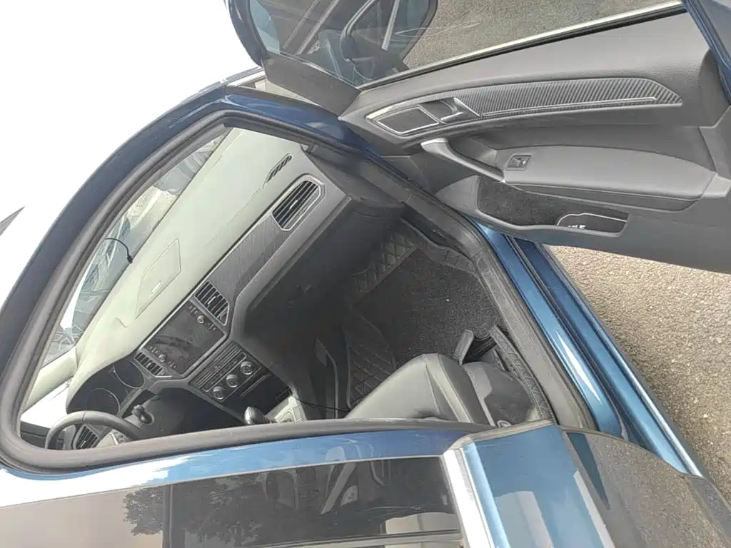 Volkswagen Golf Sportsvan — миниатюра 9