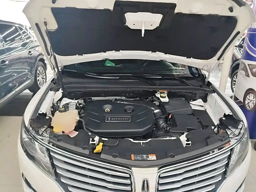 Lincoln MKC — миниатюра 20