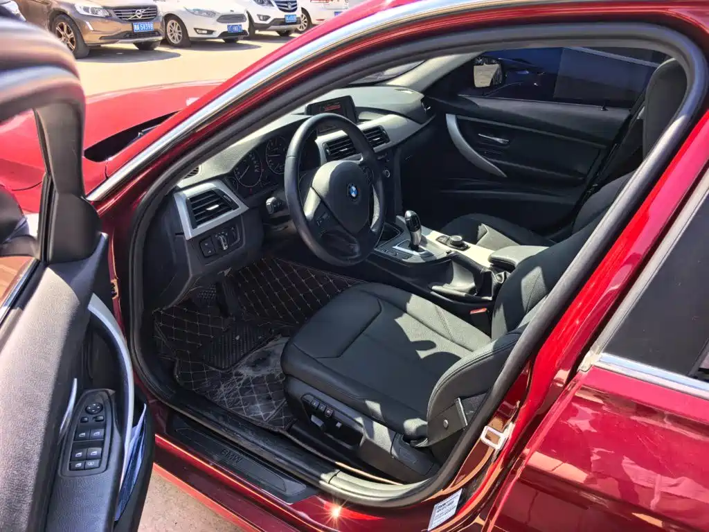 BMW 3 Series — миниатюра 7