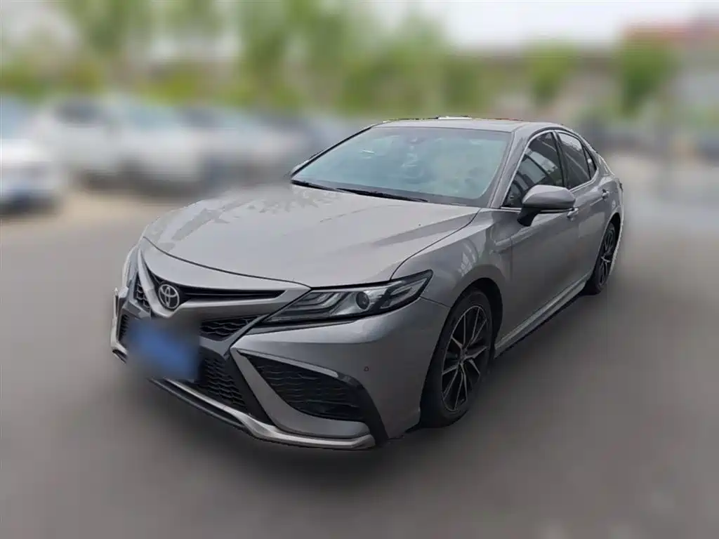 Toyota Camry 2021