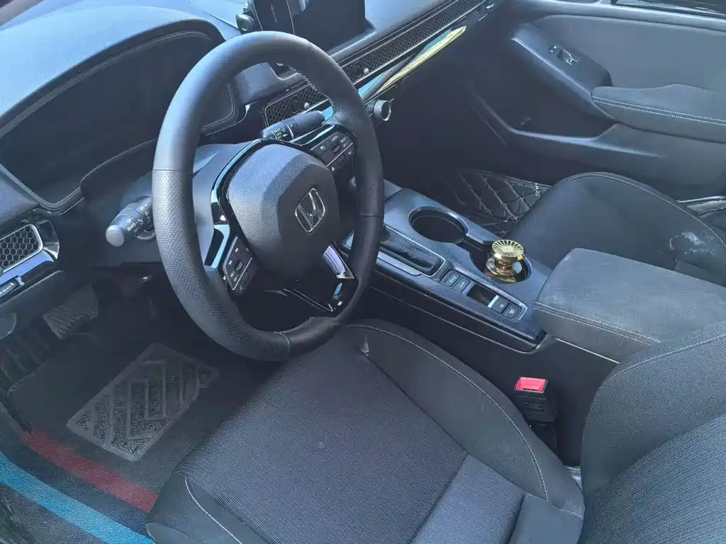 Honda Civic 2022 240TURBO CVT