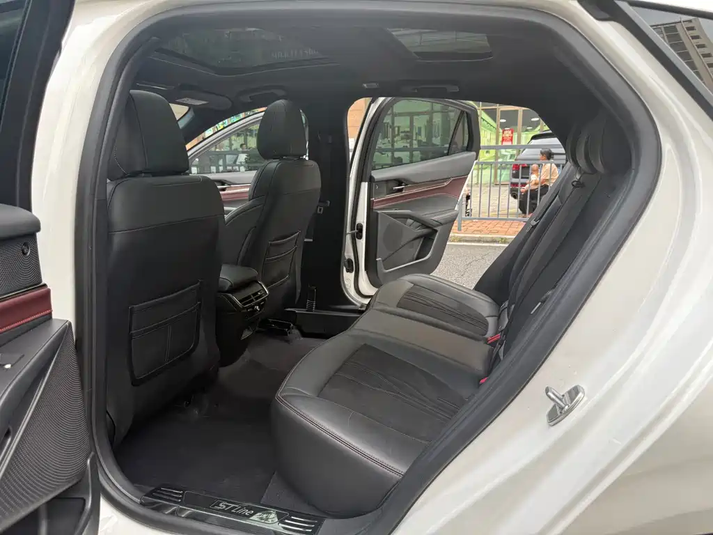 Ford Mondeo — миниатюра 13