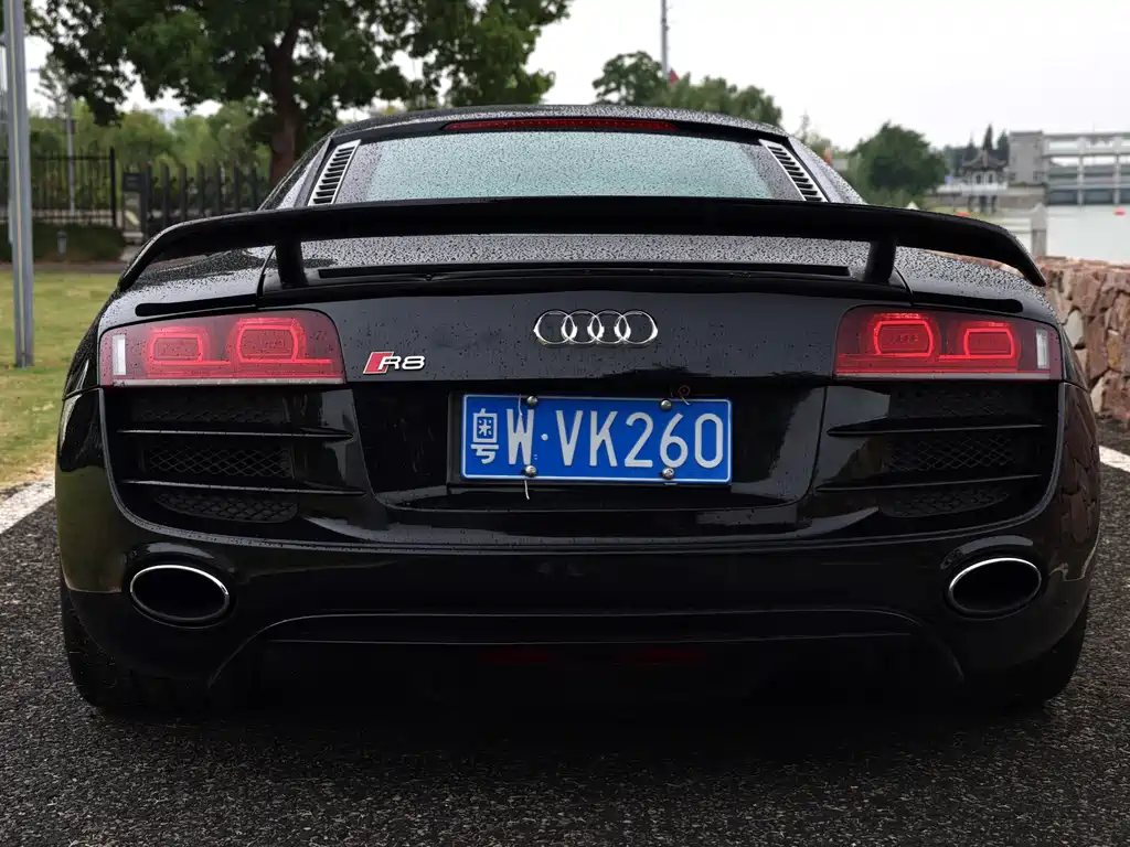 Audi R8 — миниатюра 8