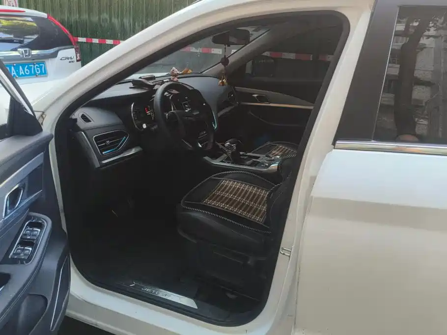 Jetour X70 — миниатюра 9