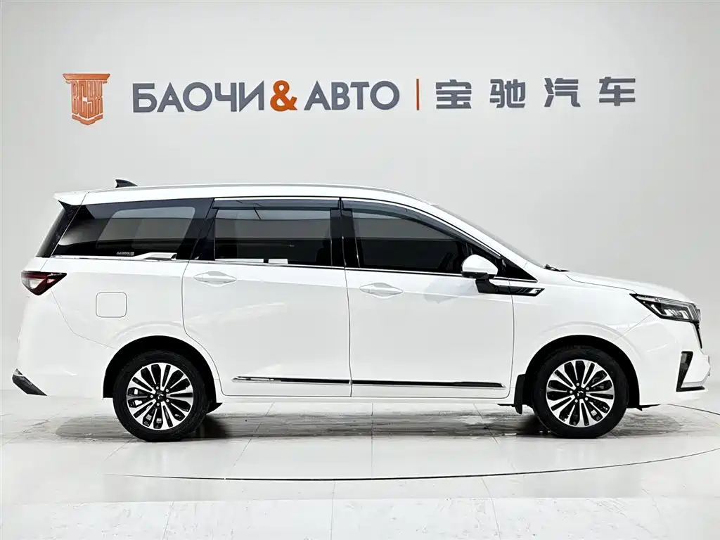 Wuling Jiachen 2022 1.5T CVT Premium Flagship