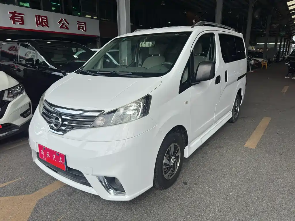 Nissan NV200 2017