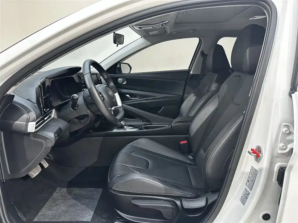 Hyundai Elantra 2022 1.5L CVT GLX Elite
