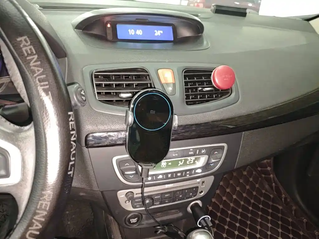Renault Fluence — миниатюра 13