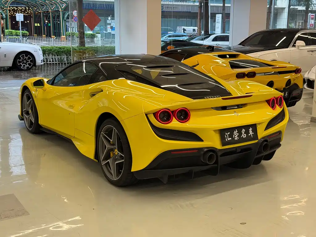 Ferrari F8 — миниатюра 12