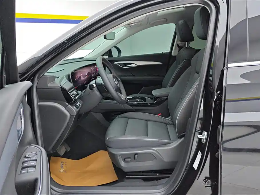 Buick Envision Plus Plus 2025 Plus 28T Platinum
