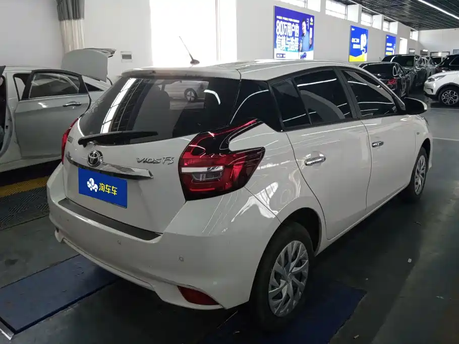 Toyota Vios FS — миниатюра 3