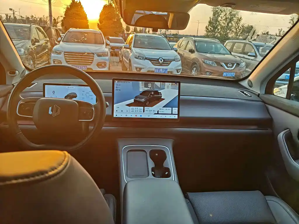 Leapmotor Leapmotor C10 — миниатюра 4