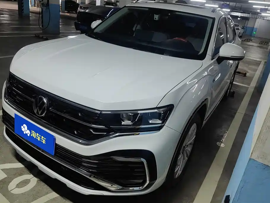 Volkswagen X 2022