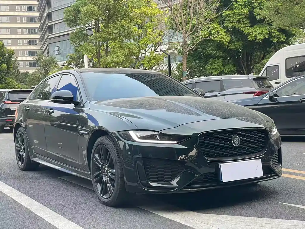 Jaguar XEL — миниатюра 3