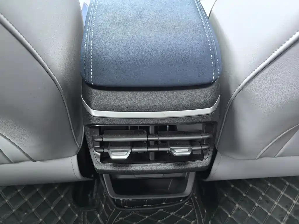 GEELY AUTOMOBILE EMGRAND